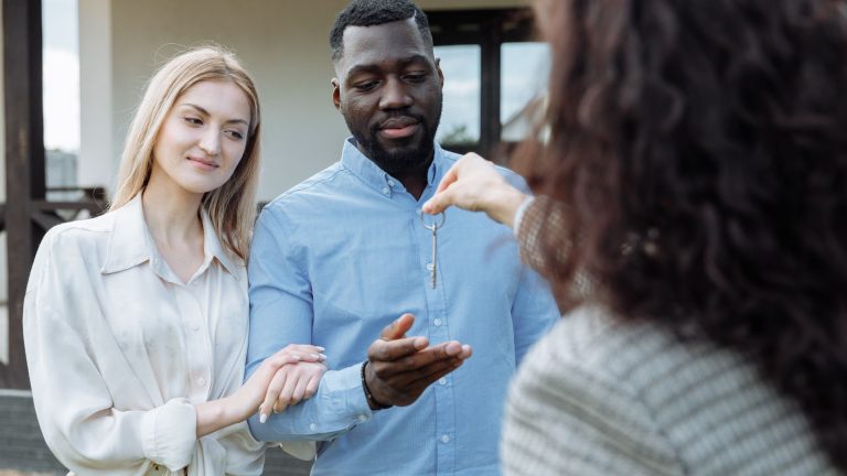 Tromperie du vendeur : quand l&rsquo;annulation de la vente immobilière est-elle possible ?