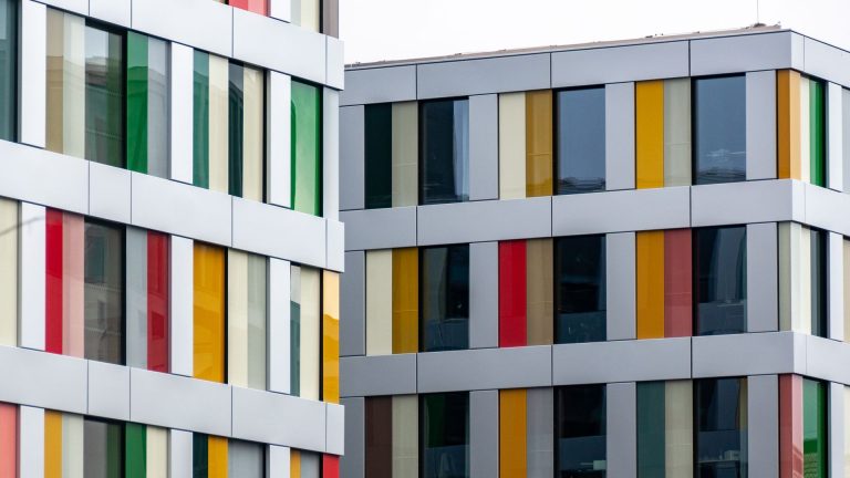 Pourquoi choisir la location de bureau à Levallois-Perret ?